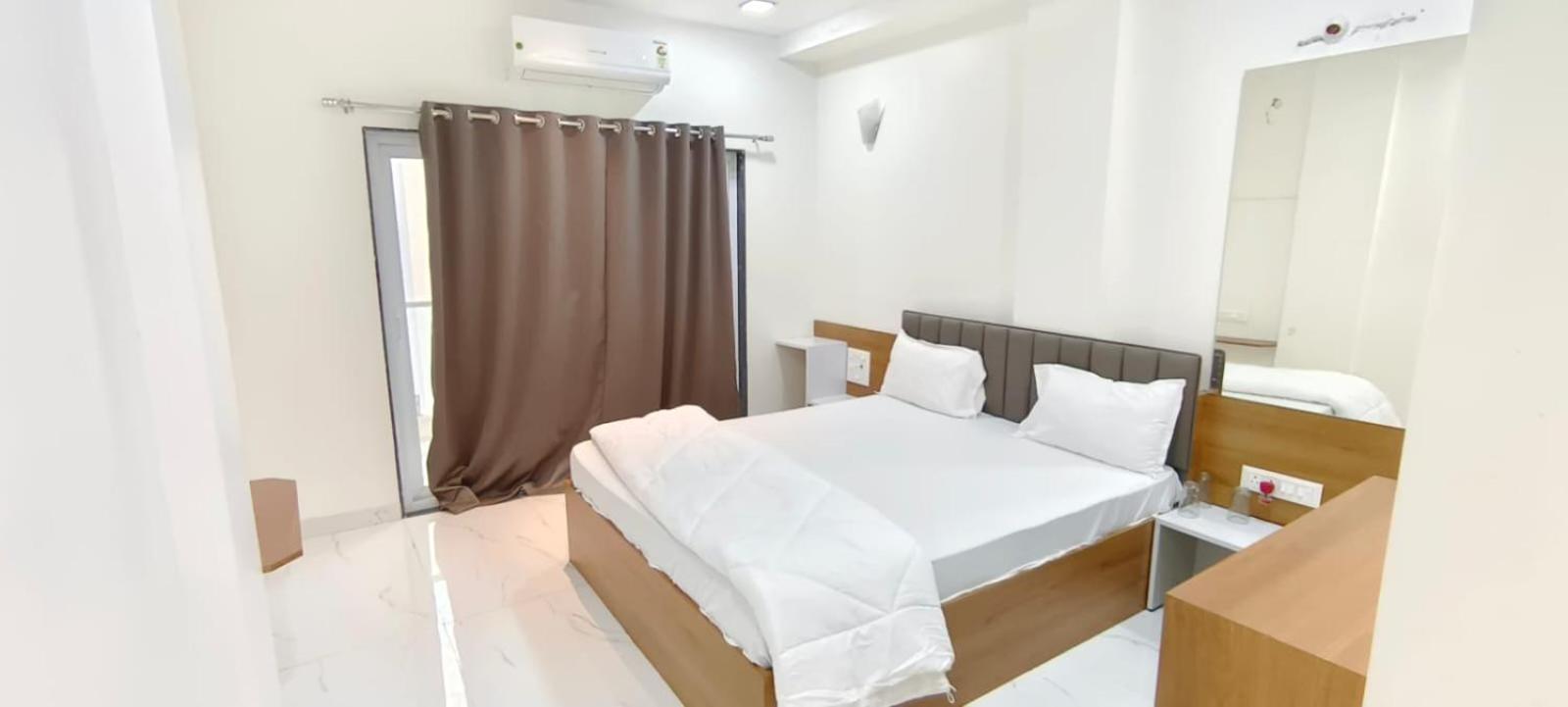 Hotel Mayur Residency Ellora Eksteriør bilde